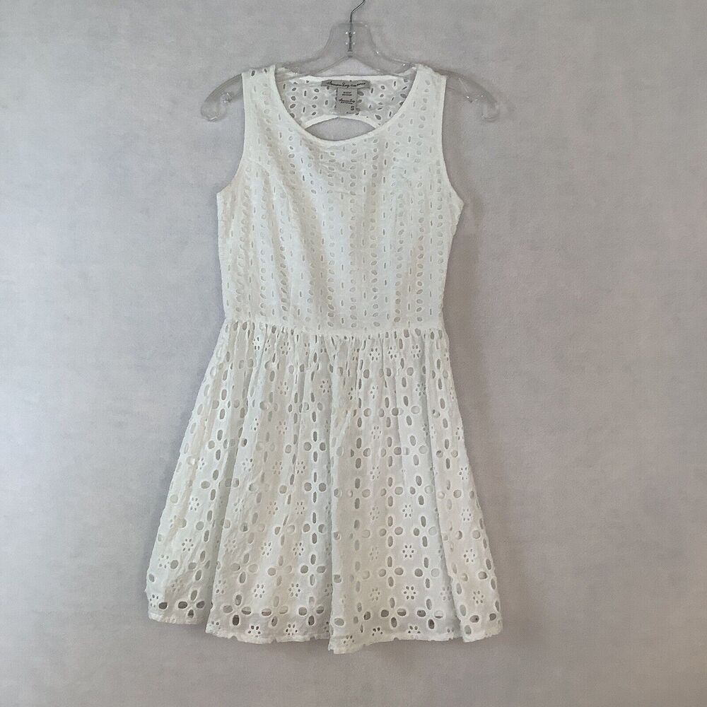 American Rag Cie Junior Size Small White Eyelet Summer Dress Keyhole Back